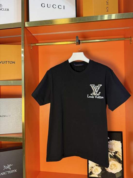 Picture of Louis Vuitton T Shirts Short _SKULVXS-Llzytx00766963